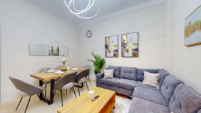 Elegant 2BR in Marina Pearl - Dubai Marina